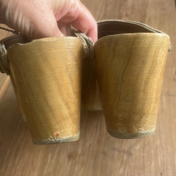 High heel no. 6 suede clogs - Picture 7 of 9